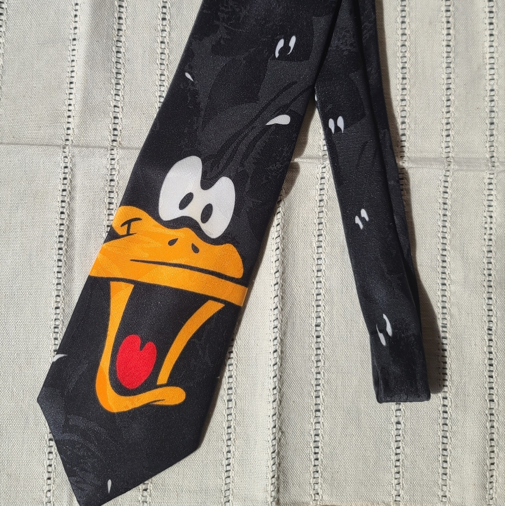 Vintage 1993 Looney Tunes Mania Daffy Duck tie